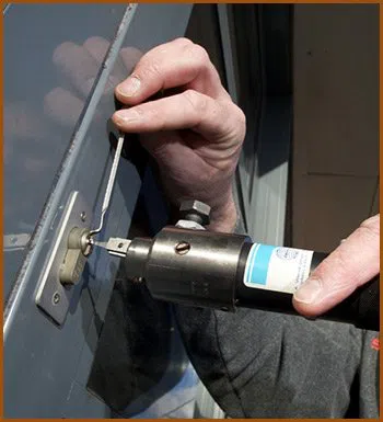 Interstate Locksmith Shop Tampa, FL 813-703-8695 - 11-commercial-locksmith-service