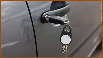 Interstate Locksmith Shop Tampa, FL 813-703-8695 - 18-car-unlock