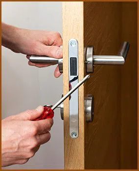 Interstate Locksmith Shop Tampa, FL 813-703-8695 - 7-lock-installation